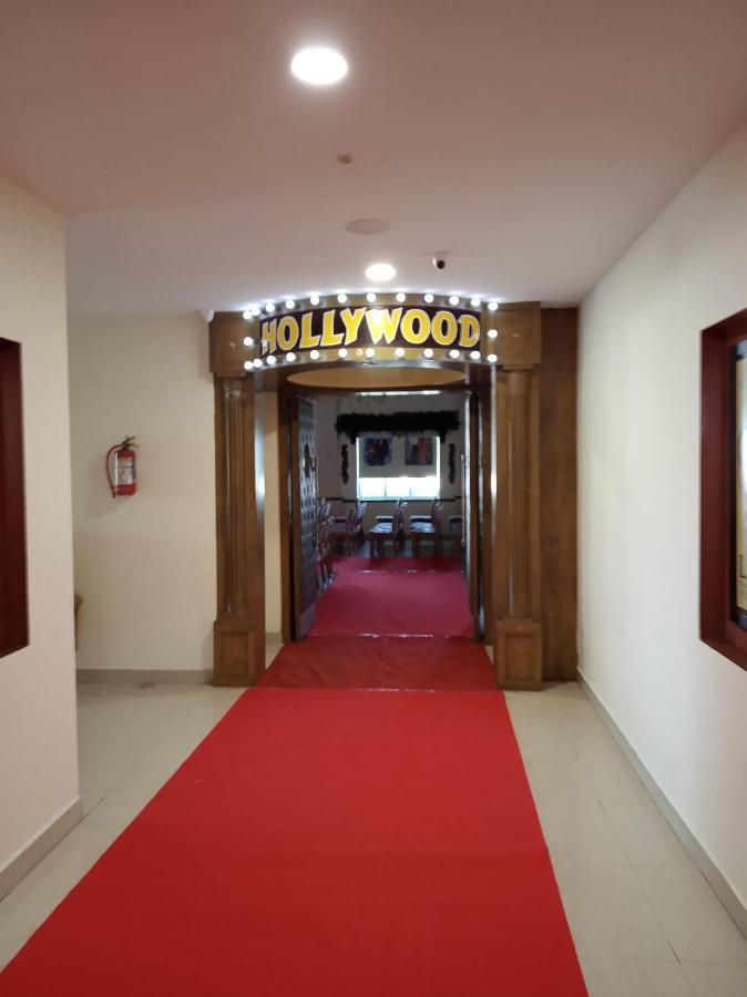 Cinemascope An Apart Hotel Chennai Eksteriør billede