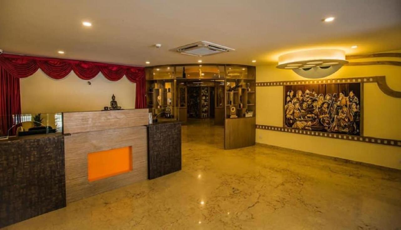 Cinemascope An Apart Hotel Chennai Eksteriør billede