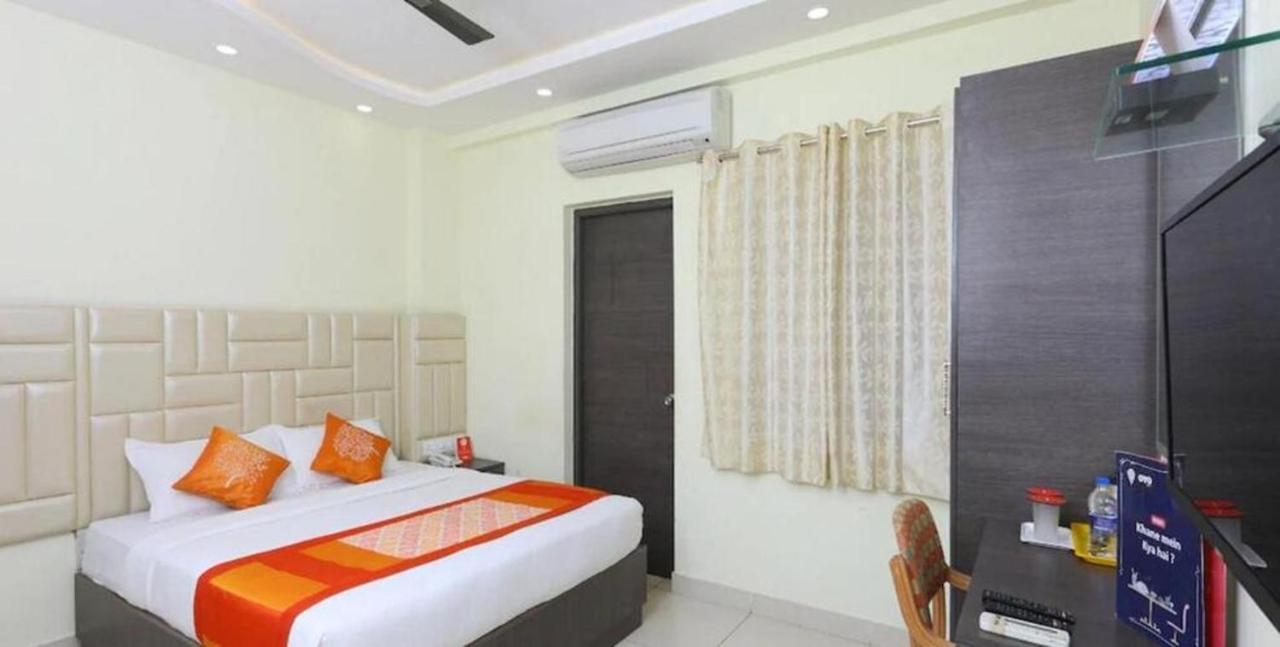 Cinemascope An Apart Hotel Chennai Eksteriør billede