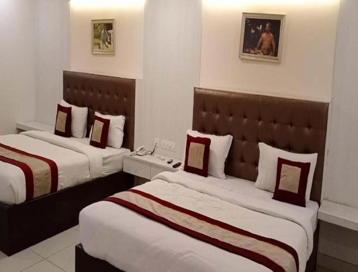 Cinemascope An Apart Hotel Chennai Eksteriør billede